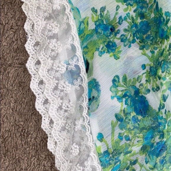 Shirt - Picture 4 of 4